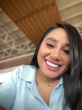 Snapshot of Sophie_Dreamss chatting on October 2025 08:07:01 PM Sophie Dreamss online show from October 2025 08:07:01 PM