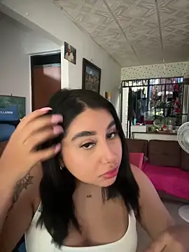 Snapshot of Sophie_Dreamss chatting on October 2025 08:54:02 PM Sophie Dreamss online show from October 2025 08:54:02 PM