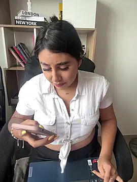 Sophie Dreamss online show from February 2026 06:49:02 PM