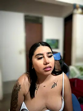 Snapshot of Sophie_Dreamss chatting on November 2025 08:52:02 PM Sophie Dreamss online show from November 2025 08:52:02 PM