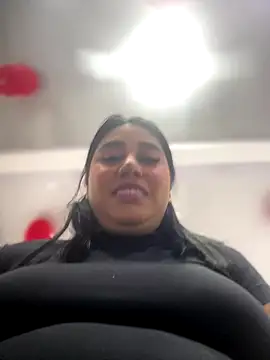 Snapshot of Sophie_Dreamss chatting on September 2025 06:23:01 PM Sophie Dreamss online show from September 2025 06:23:01 PM