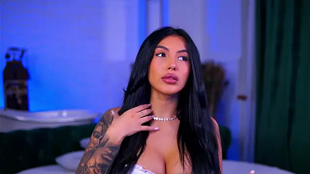 AishaaDevoe online show from November 2025 07:29:02 PM