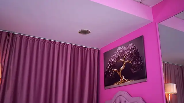 AishaaDevoe online show from February 2026 08:10:01 PM