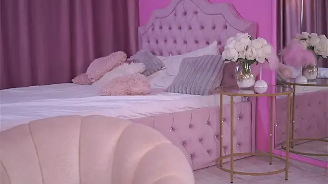 AishaaDevoe online show from April 2026 07:58:02 PM