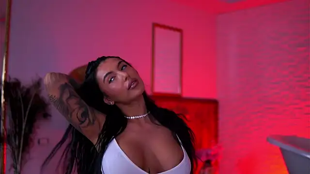 AishaaDevoe online show from November 2025 07:24:02 PM