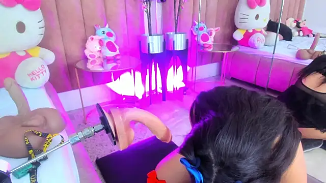 LizzyOlsen online show from November 2025 04:57:01 AM