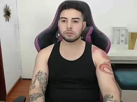 baby mateo online show from December 2025 10:43:02 PM