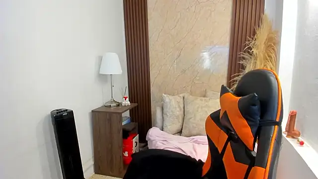 Thais kim online show from March 2026 04:04:02 PM