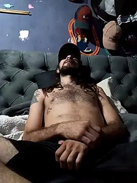 hairy mannn online show from December 2025 05:13:01 PM