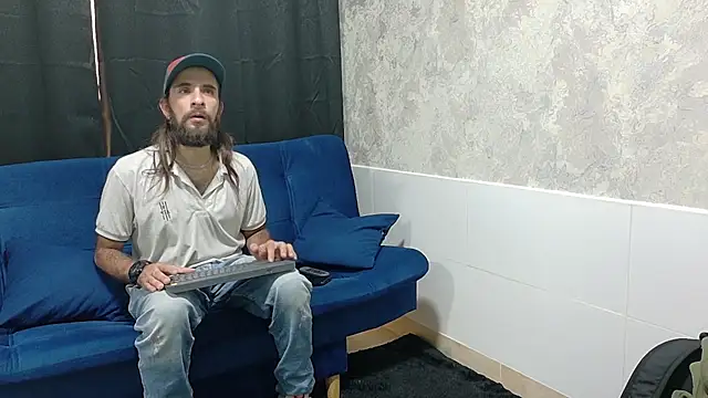 hairy mannn online show from September 2025 07:57:02 PM
