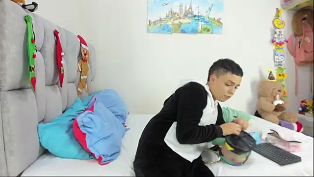 christopher Hot online show from January 2026 11:10:01 PM