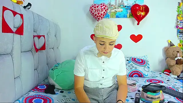 christopher Hot online show from February 2026 07:12:01 PM