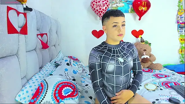 christopher Hot online show from February 2026 07:55:02 PM