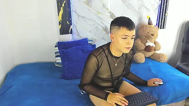 christopher Hot online show from June 2026 08:58:02 PM