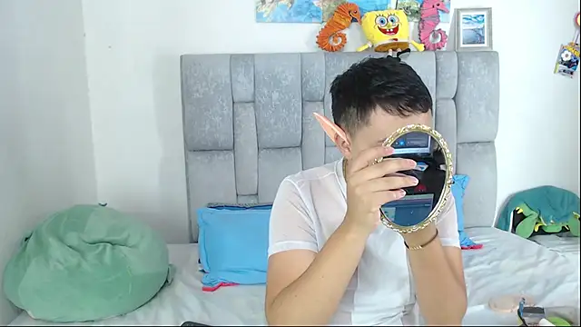 christopher Hot online show from November 2025 02:05:01 AM