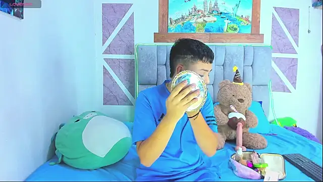 christopher Hot online show from February 2026 05:24:02 PM