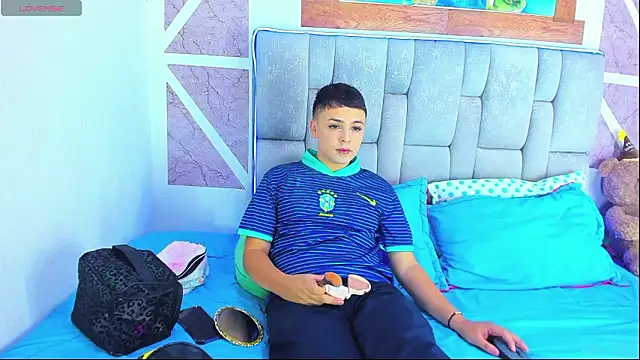 christopher Hot online show from March 2026 11:07:01 PM