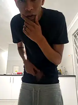 Snapshot of LuciousLyon chatting on November 2025 09:18:01 PM LuciousLyon online show from November 2025 09:18:01 PM