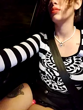 roxyrougee online show from December 2025 08:41:02 AM