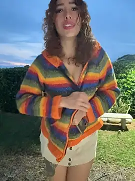 roxyrougee online show from April 2026 10:33:02 AM