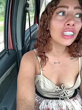 roxyrougee online show from January 2026 02:20:01 PM