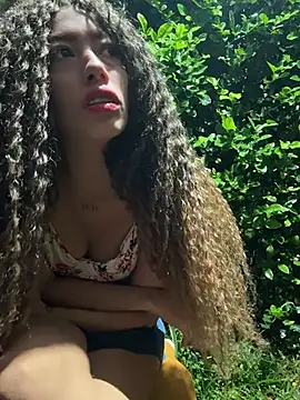 roxyrougee online show from June 2026 10:54:02 AM
