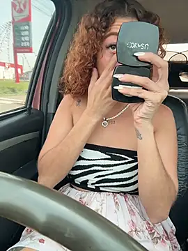 roxyrougee online show from February 2026 02:50:02 PM