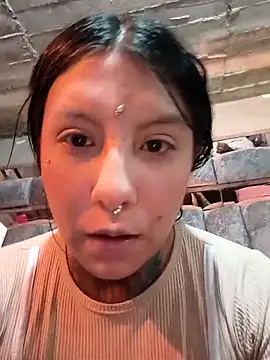 missashlyrosette online show from November 2025 05:01:01 AM