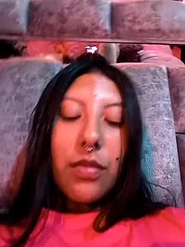 missashlyrosette online show from November 2025 07:14:01 PM