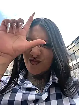 missashlyrosette online show from December 2025 07:37:02 PM