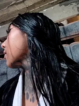 missashlyrosette online show from November 2025 04:04:01 AM