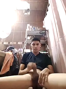 aispuro8505 online show from September 2025 06:39:02 AM
