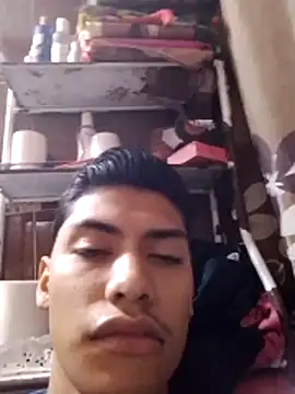 aispuro8505 online show from December 2025 09:05:01 PM