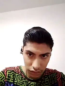 aispuro8505 online show from December 2025 05:06:02 AM