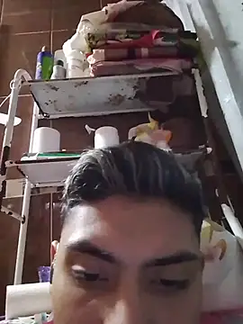 aispuro8505 online show from January 2026 05:25:02 AM