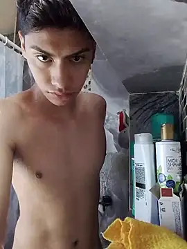 aispuro8505 online show from May 2026 04:13:01 PM