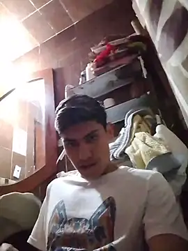 aispuro8505 online show from February 2026 07:51:01 AM