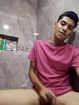 aispuro8505 online show from October 2025 06:33:02 AM