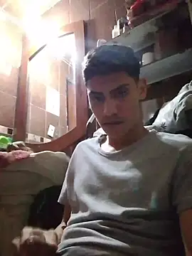 aispuro8505 online show from February 2026 07:52:01 AM