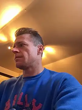 DILFiGuess11 online show from February 2026 02:35:02 PM