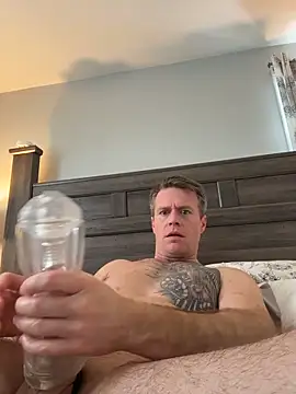 DILFiGuess11 online show from February 2026 03:34:01 PM