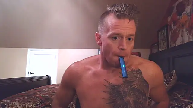 Snapshot of DILFiGuess11 chatting on July 2026 07:10:01 AM DILFiGuess11 online show from July 2026 07:10:01 AM