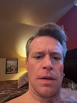 DILFiGuess11 online show from February 2026 09:24:01 PM