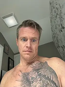 DILFiGuess11 online show from April 2026 09:39:02 AM