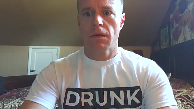 Snapshot of DILFiGuess11 chatting on June 2026 04:22:01 PM DILFiGuess11 online show from June 2026 04:22:01 PM