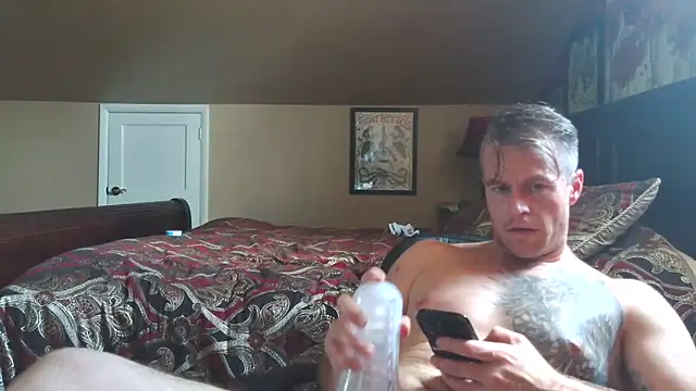 DILFiGuess11 online show from May 2026 02:45:01 PM