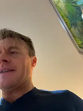 DILFiGuess11 online show from February 2026 04:55:01 AM