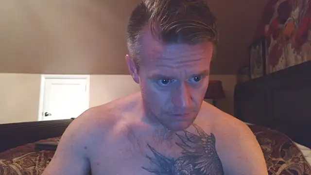 DILFiGuess11 online show from April 2026 02:56:01 AM