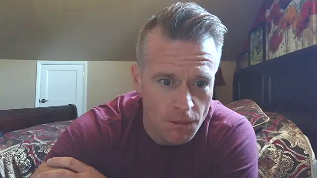 DILFiGuess11 online show from June 2026 01:22:02 PM