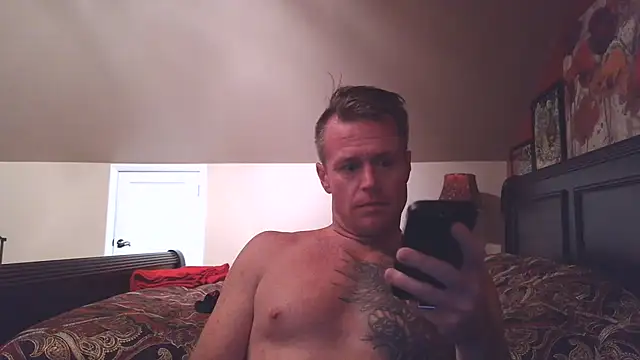 Snapshot of DILFiGuess11 chatting on June 2026 03:50:01 AM DILFiGuess11 online show from June 2026 03:50:01 AM